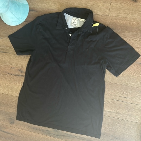 Volcom Shirt ! Large - Picture 1 of 4
